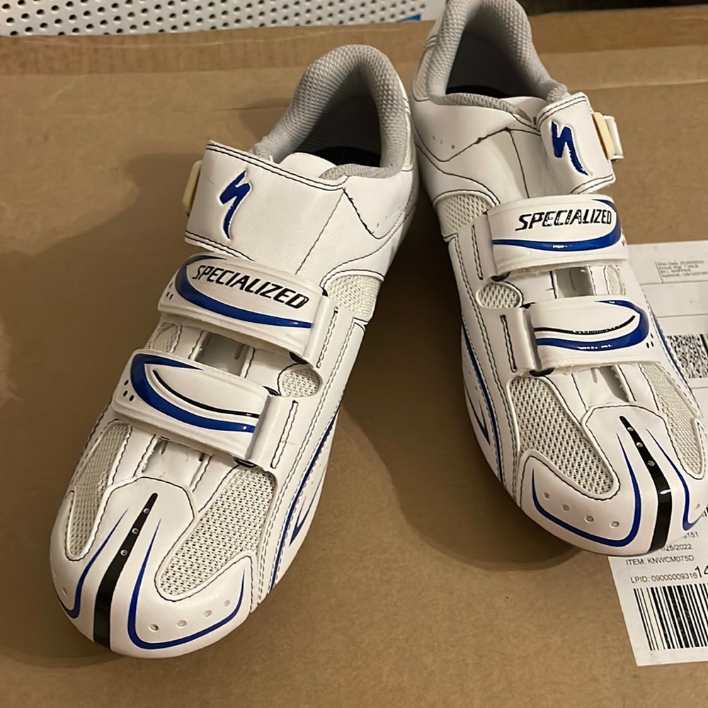 New Specialized mountain bike shoes
